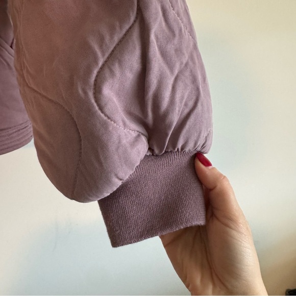 BLANKNYC Mauve Tencel Drop Shoulder Quilted Jacket size large - Picture 3 of 7